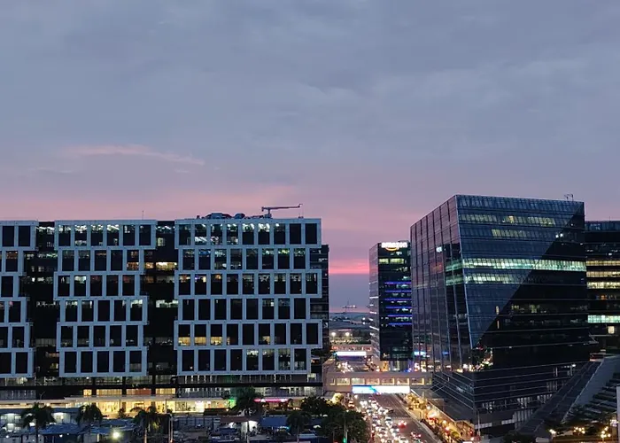Affordable Staycation Near Moa Naia Shore Shell By Eiress Coastal Escape Apartamento Manila